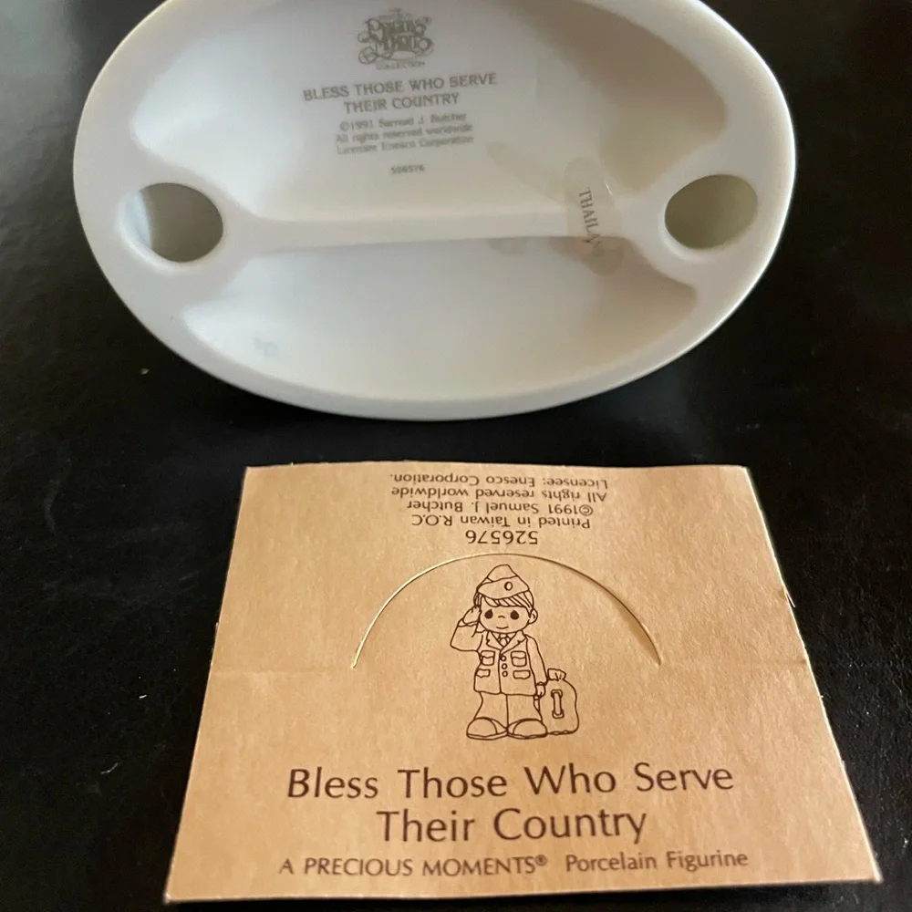 Precious Moments “Bless Those Who Serve Their Country” - Picture 7 of 7